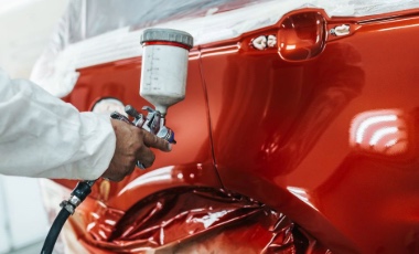 Talleres de reparación de chapa y pintura.